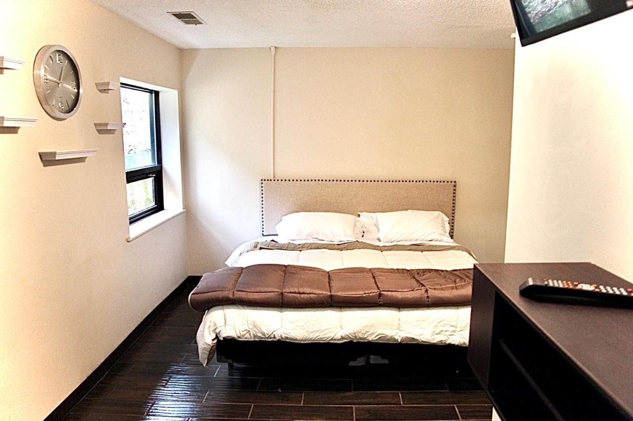 Pine Mountain Inn Pineville Екстериор снимка